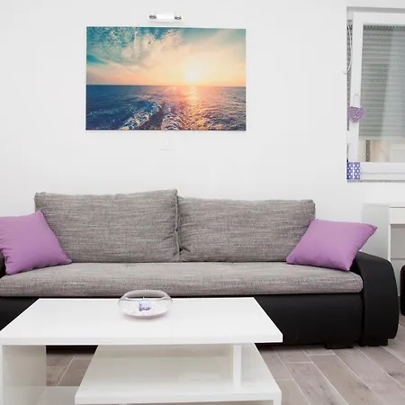 Apartments Four Stars Appartamento