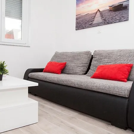 Appartamento Apartments Four Stars
