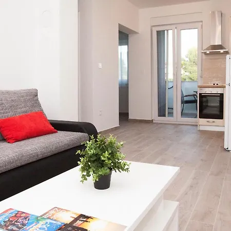 Apartments Four Stars
