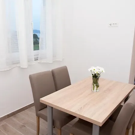 Apartments Four Stars * Sveti Petar (Zadar)