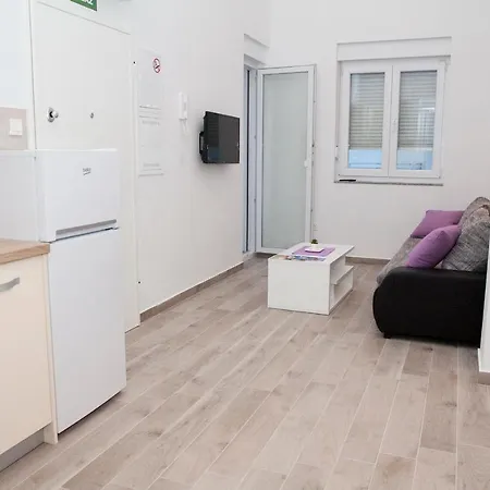 Apartments Four Stars